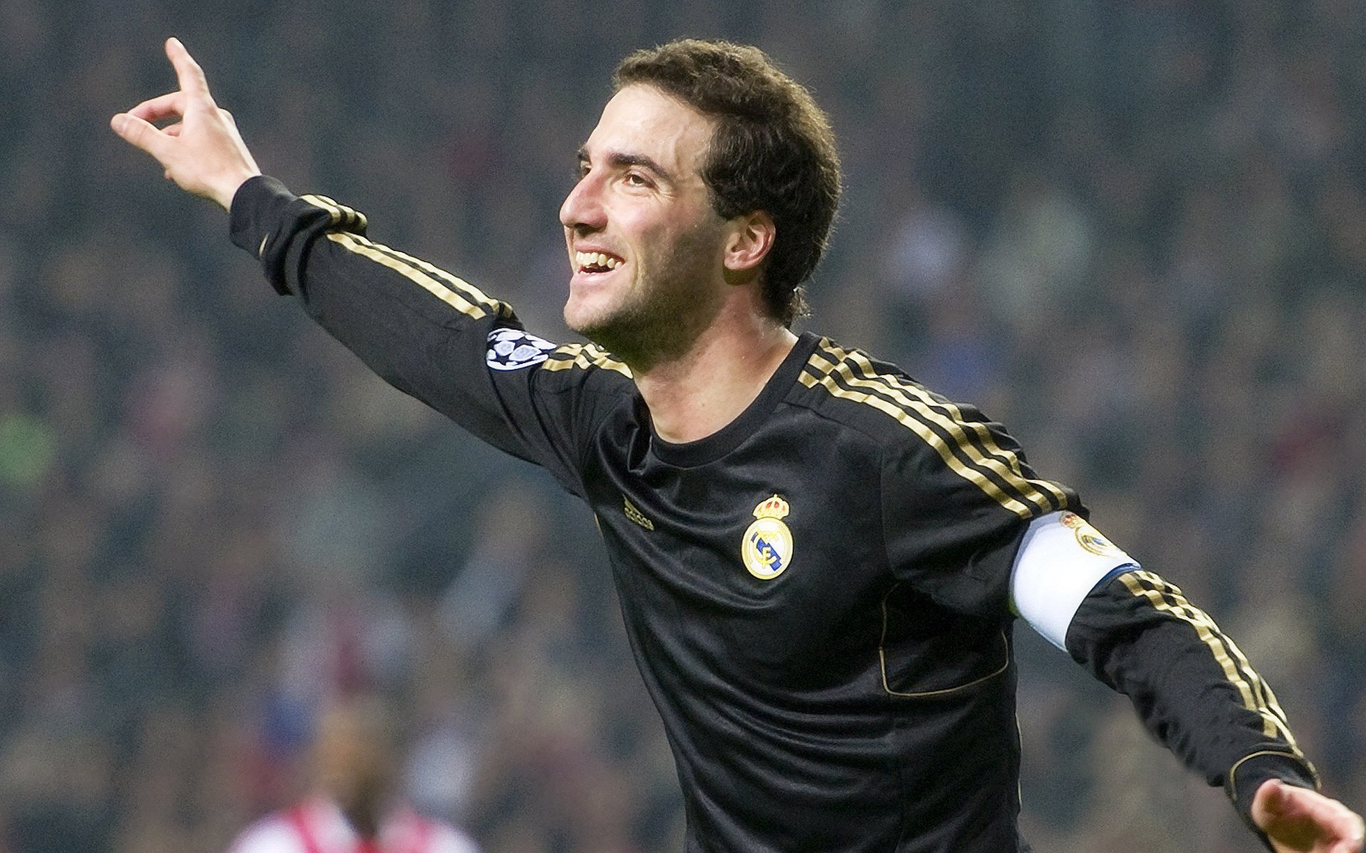 新秀年报：新秀赛季表现大比拼，新秀赛季20+10